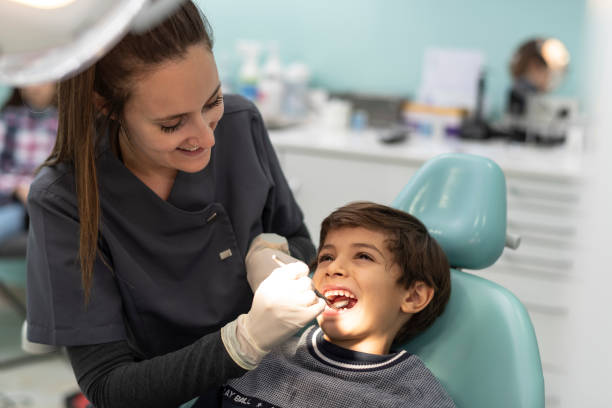 Best Emergency Tooth Extraction in Urbana, IA